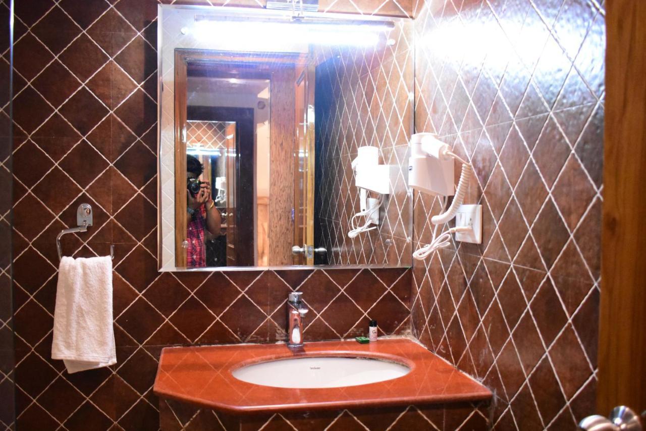 Aaroham The Watergate Hotel Bhīm Tāl Extérieur photo