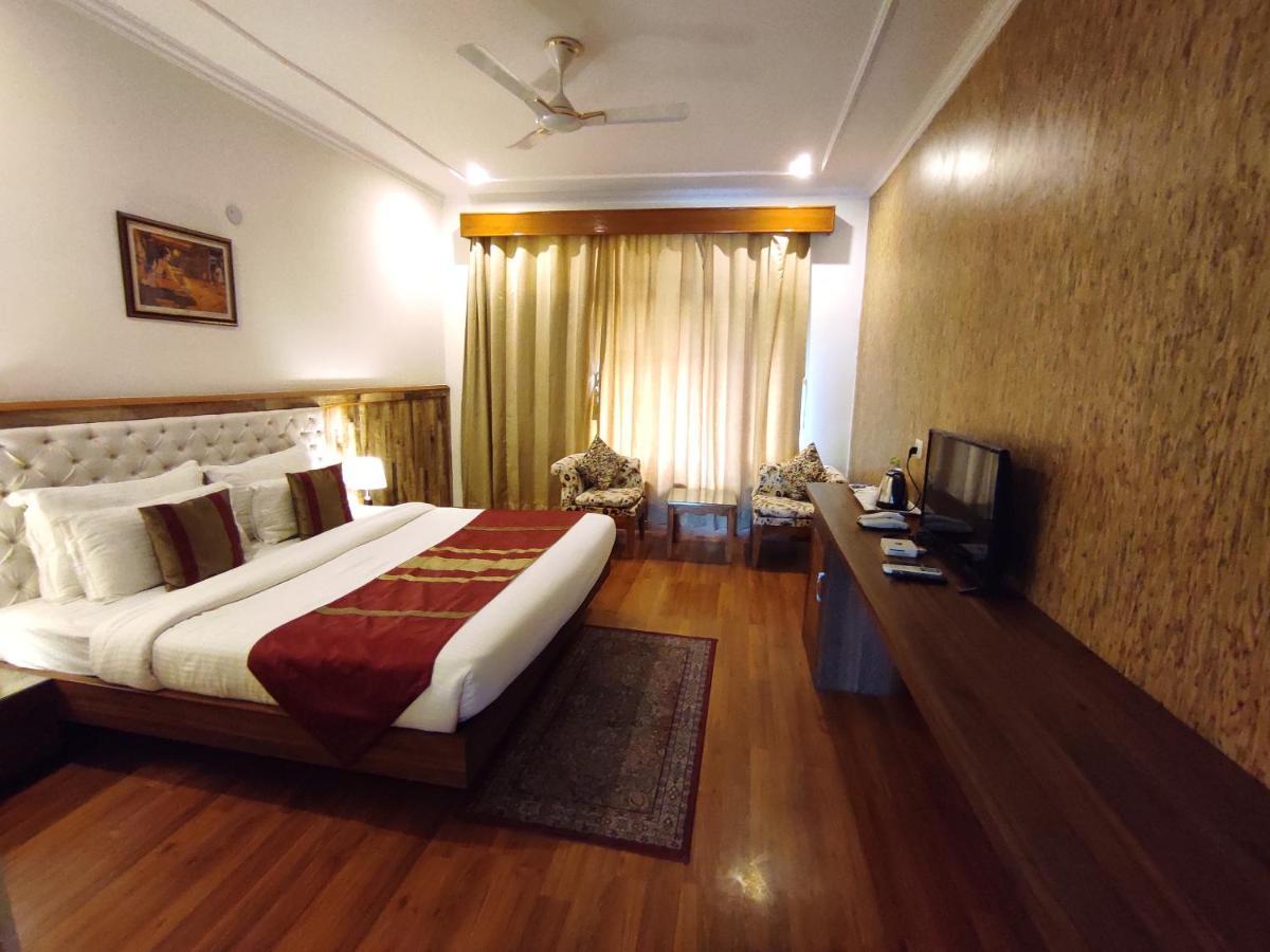 Aaroham The Watergate Hotel Bhīm Tāl Extérieur photo